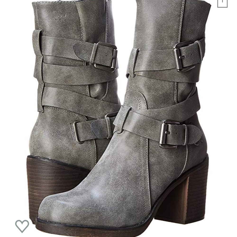 High heel boots